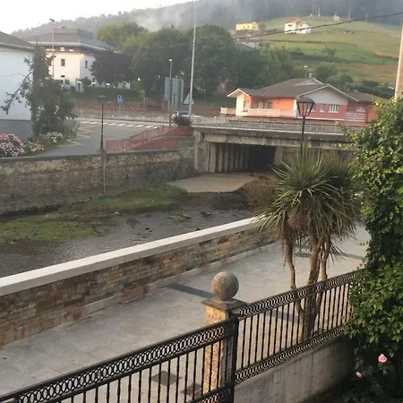La Bilbaina De *